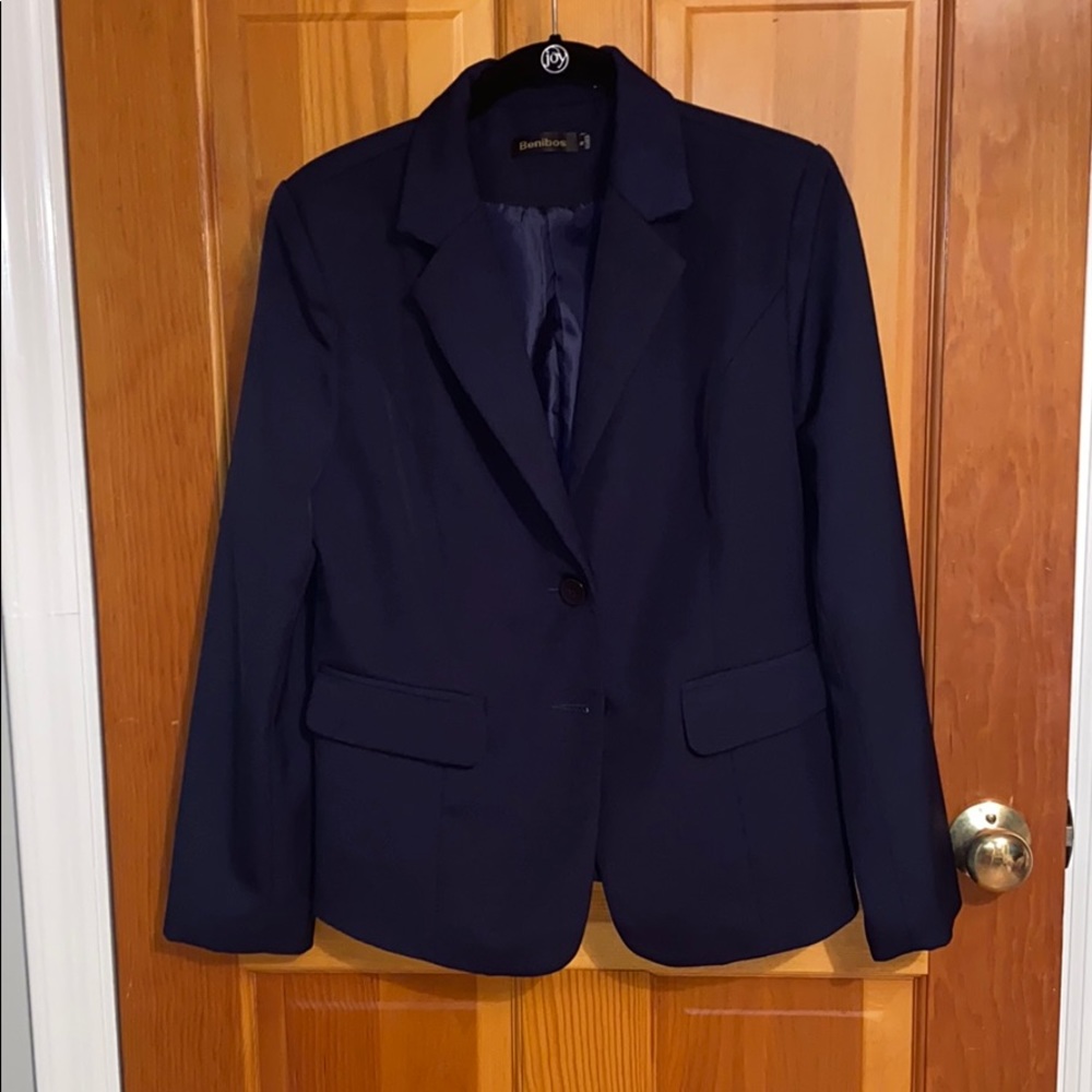 Benibos: Navy shoulder padded blazer